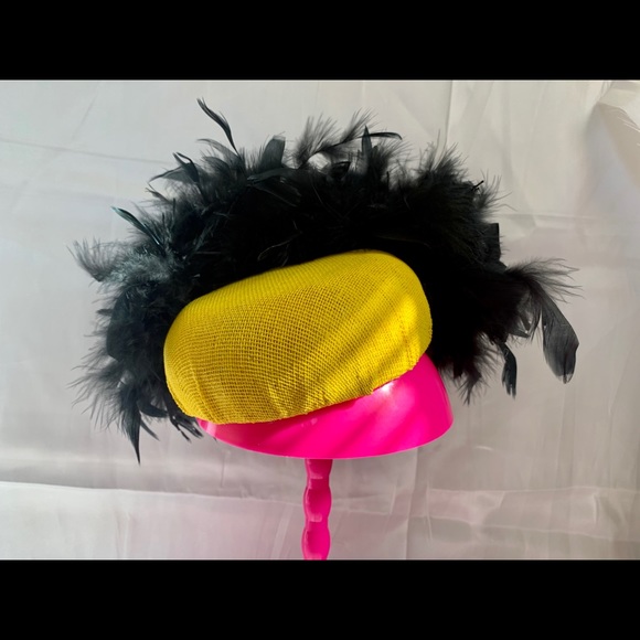 Fascinator hat pill box ! Hand made gorgeous main image 4